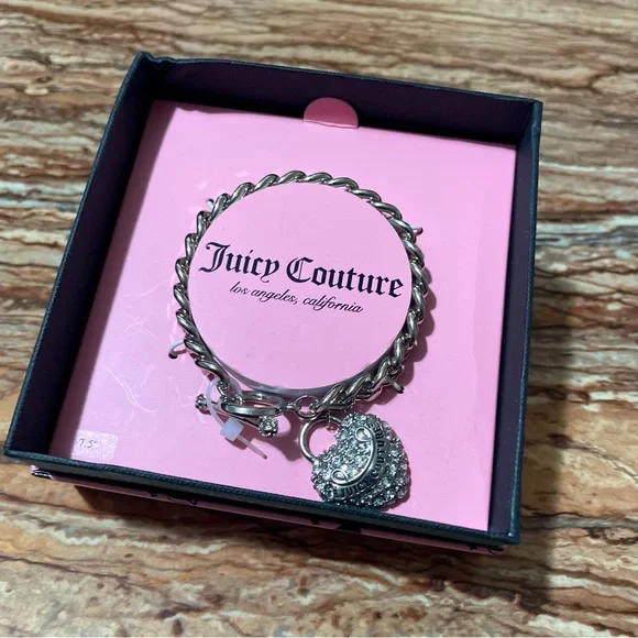 Juicy Couture - Picture 8 of 9